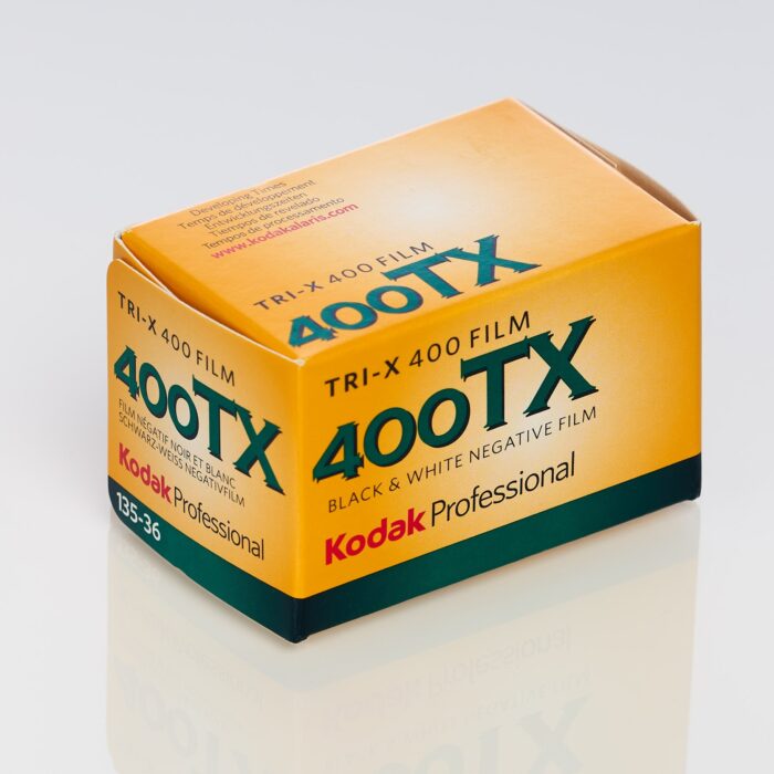 Analogfilm Kodak TRI-X 400. Schwarzweiß. Fotostudio FotoKarlsruhe